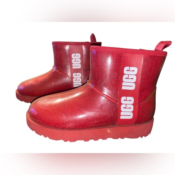 CLASSIC UGG Clear Mini Red Waterproof Ankle Boots - Picture 2 of 5